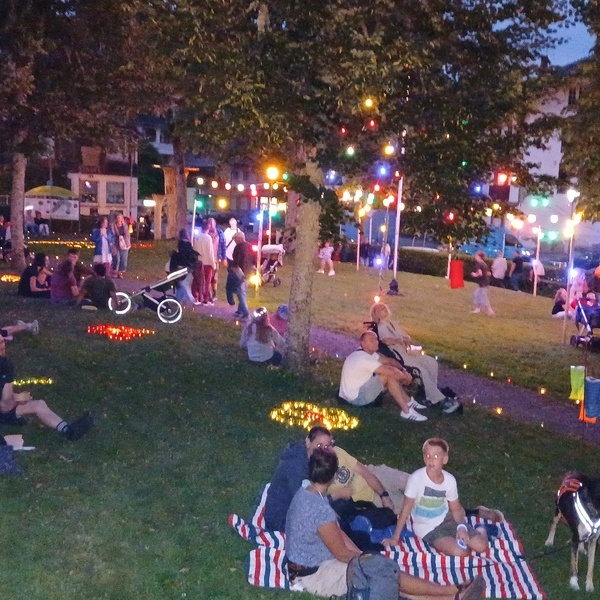 Gemtlich wurde es sich auch gemacht am Lichterfest 