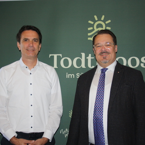 Bürgermeister Marcel Schneider mit Markus Bolz Bürgermeister Marcel Schneider mit Markus Bolz