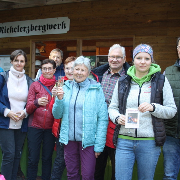 Der Schwarzwaldverein Todtmoos mit Sepp Zimmermann, Katharina Maier und Marcel Schneider Der Schwarzwaldverein Todtmoos mit Sepp Zimmermann, Katharina Maier und Marcel Schneider