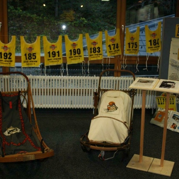 Die Austellung in der Wehratalhalle anlässlich des 50. Jubiläums Die Austellung in der Wehratalhalle anlässlich des 50. Jubiläums