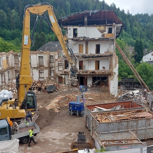 Abbruch des Parkhotels