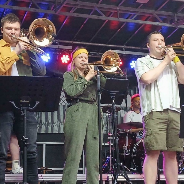 die Band Brassanas